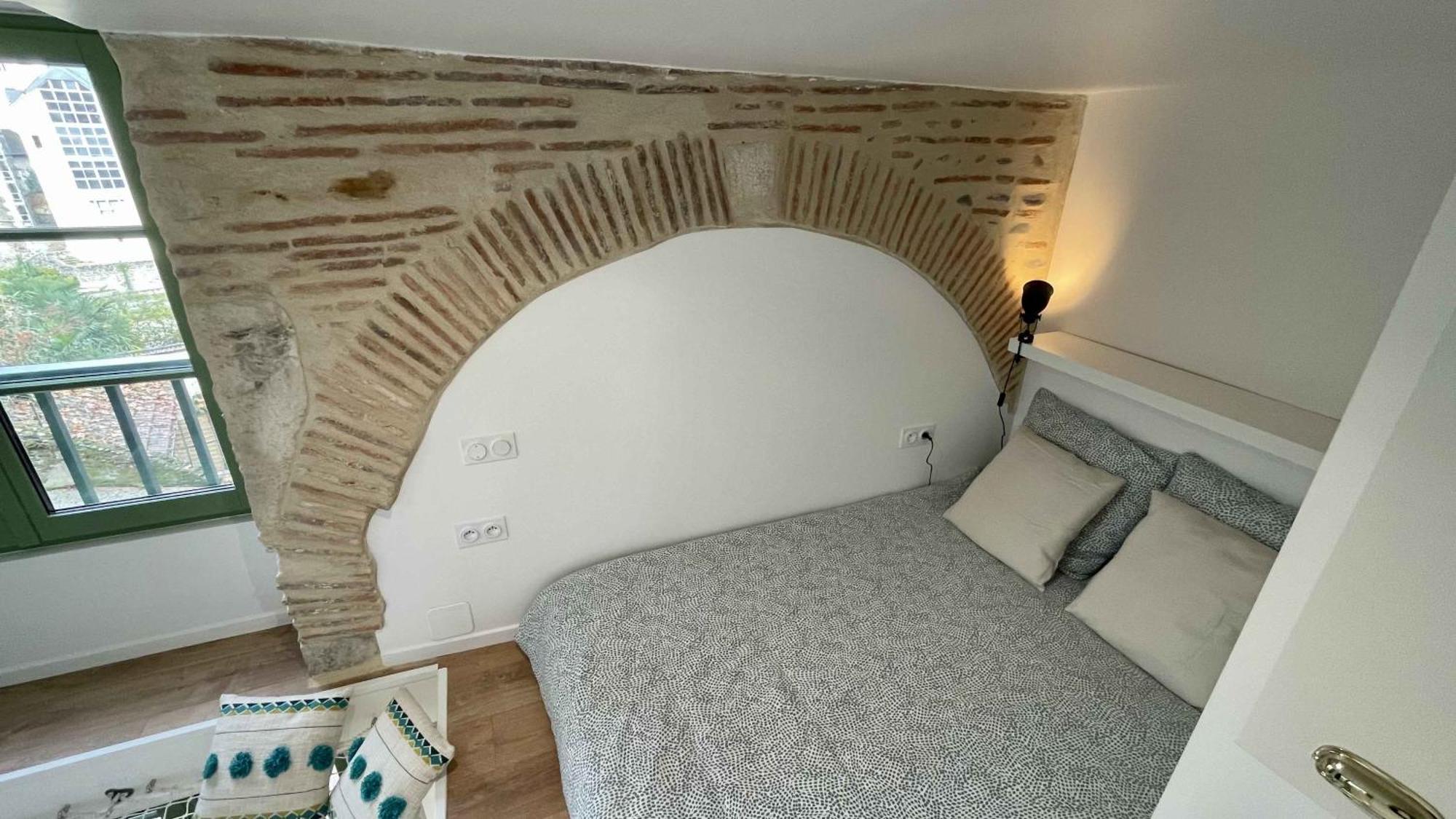 Appartement Au Calme Dans Le Quartier Historique Pour 4 Personnes Avec Espace Exterieur Pau Exterior photo