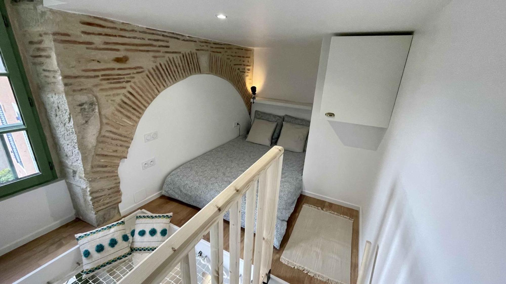 Appartement Au Calme Dans Le Quartier Historique Pour 4 Personnes Avec Espace Exterieur Pau Exterior photo
