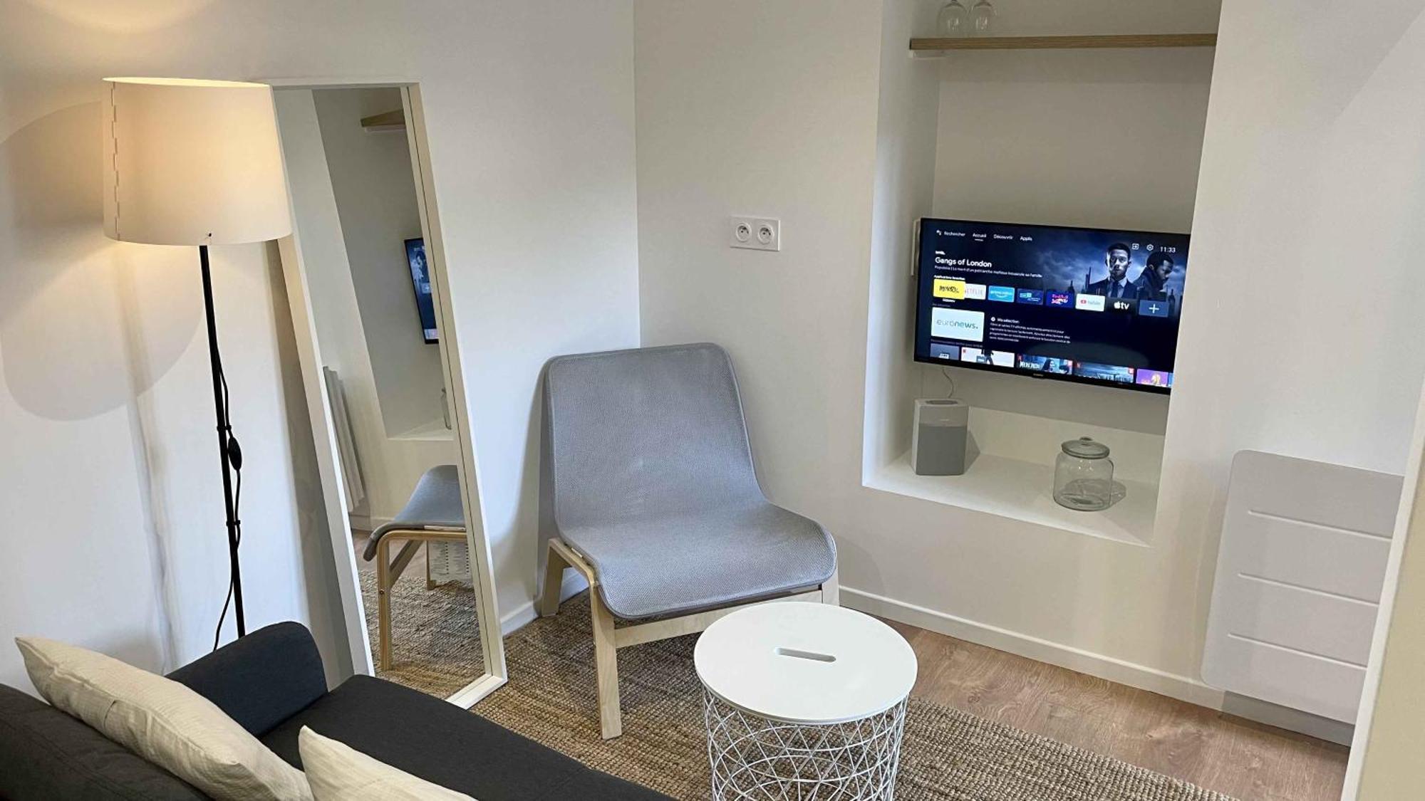 Appartement Au Calme Dans Le Quartier Historique Pour 4 Personnes Avec Espace Exterieur Pau Exterior photo