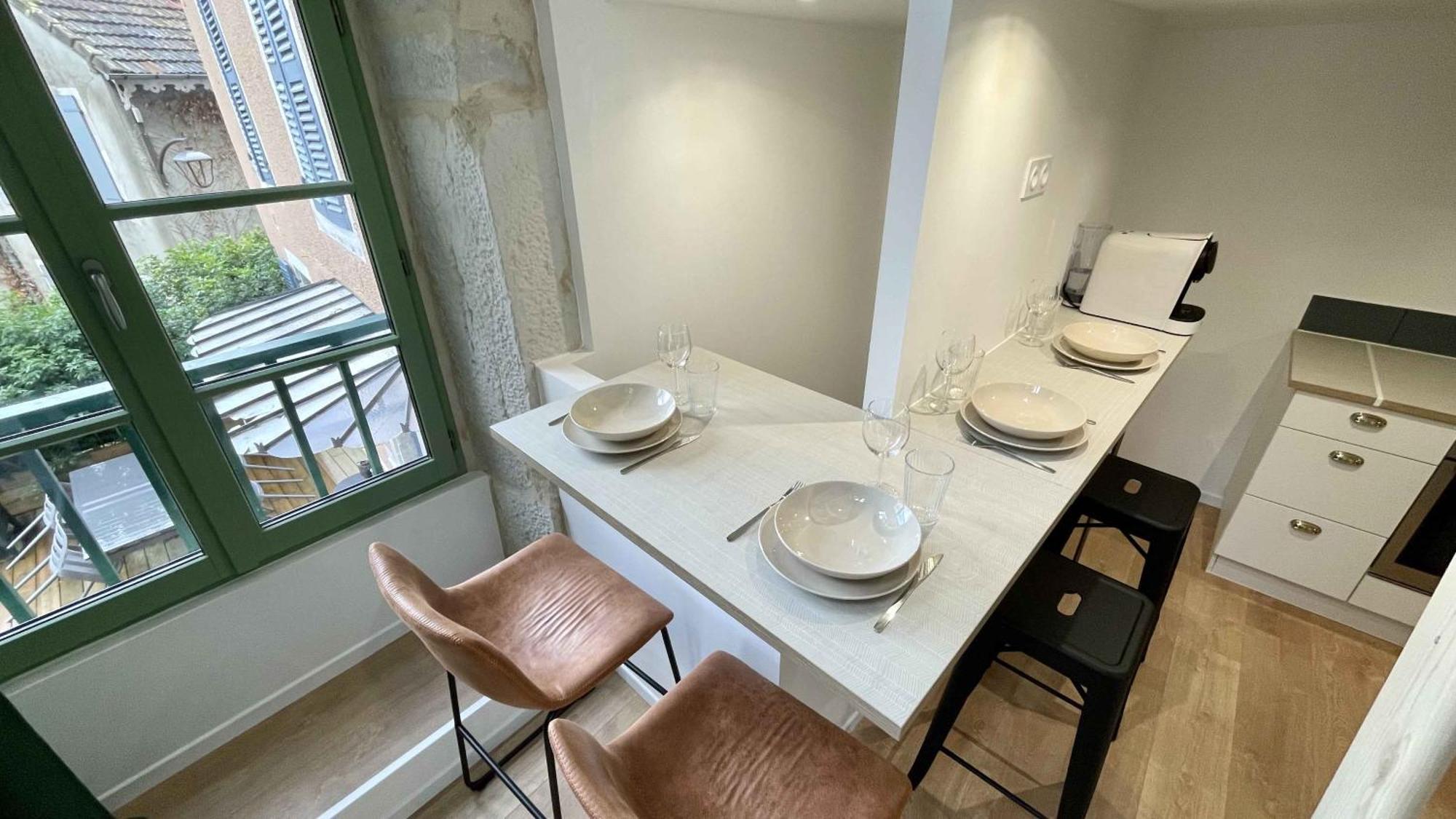 Appartement Au Calme Dans Le Quartier Historique Pour 4 Personnes Avec Espace Exterieur Pau Exterior photo