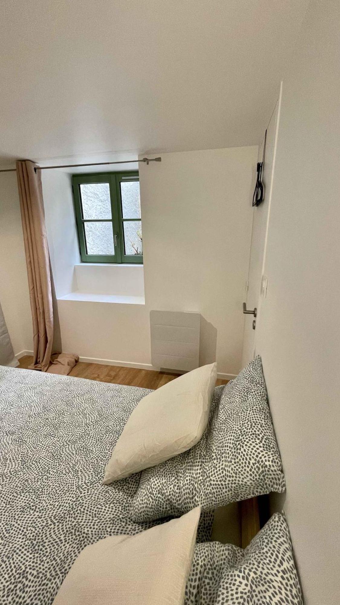 Appartement Au Calme Dans Le Quartier Historique Pour 4 Personnes Avec Espace Exterieur Pau Exterior photo